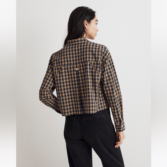 Madewell The Signature Poplin Crop Shirt in Plaid Classic Indigo - Picture 3 of 11